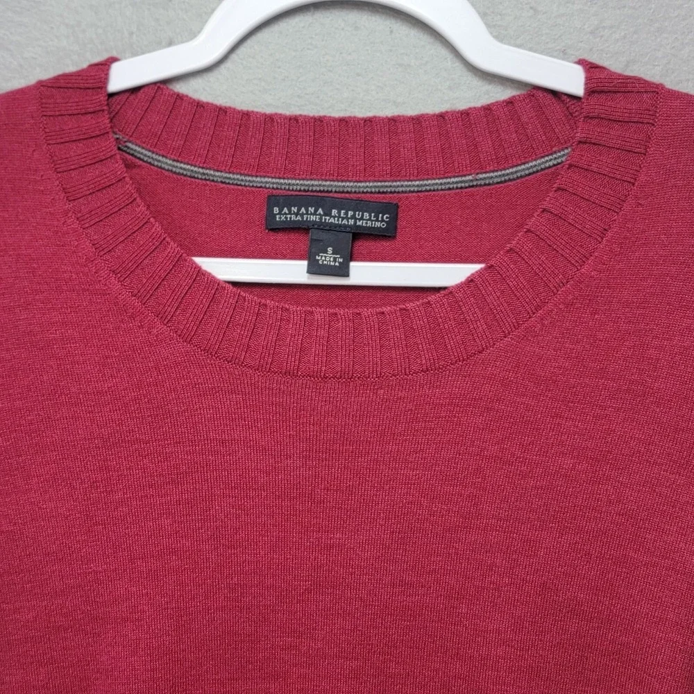 Banana Republic Sweater‎ Mens S Extra Fine Italian Merino Wool Burgundy Business